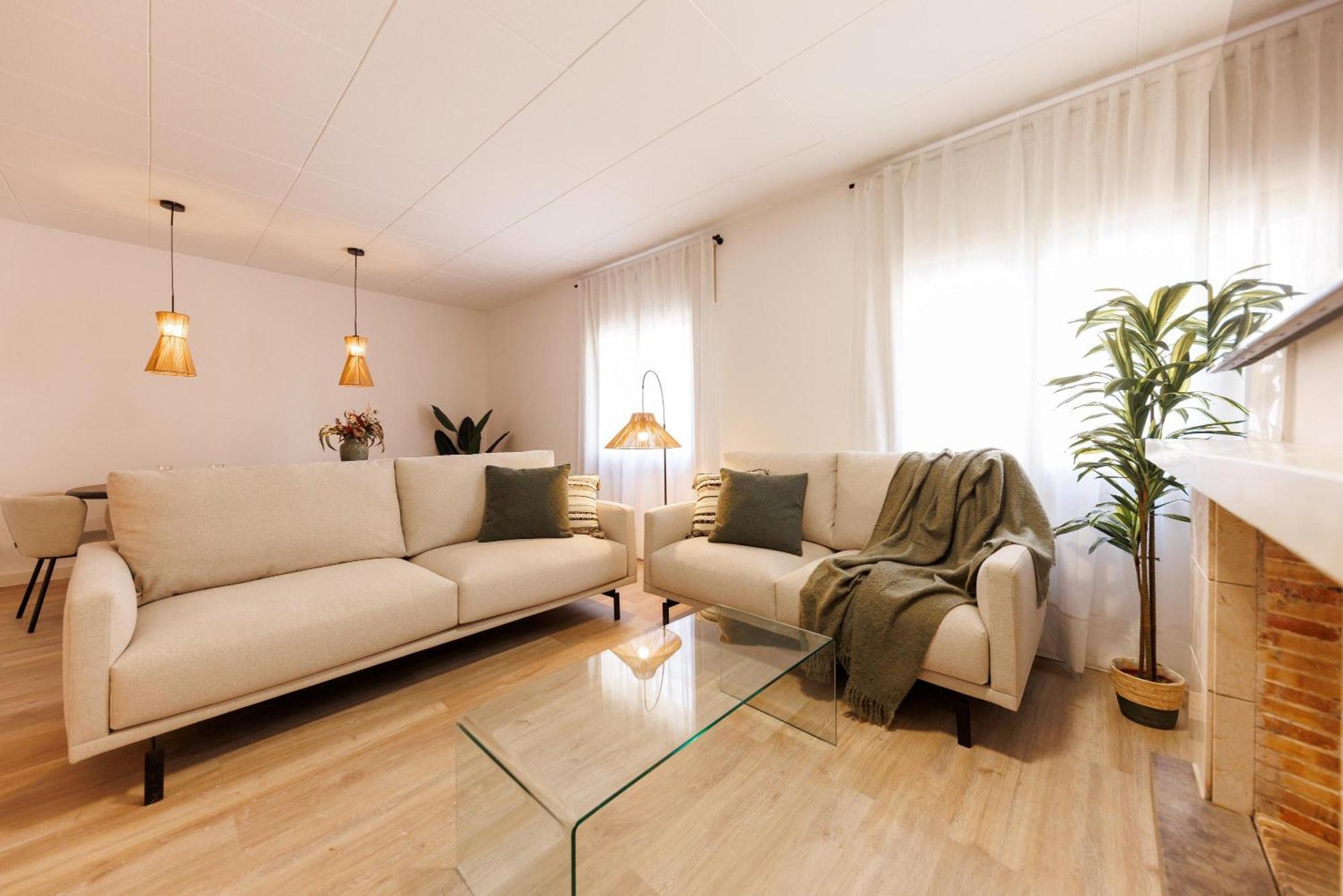 Bravissimo Maragall, Very Spacious And